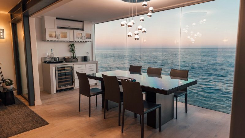 2026년 홈 인테리어 트렌드 전망: 미니멀리즘이 가고 맥시멀리즘이 온다